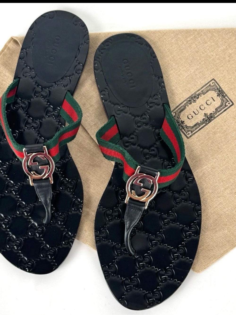 Gucci Black Leather Thong Sandals with Red and Green Web and Gold GG - Picture 5 of 15